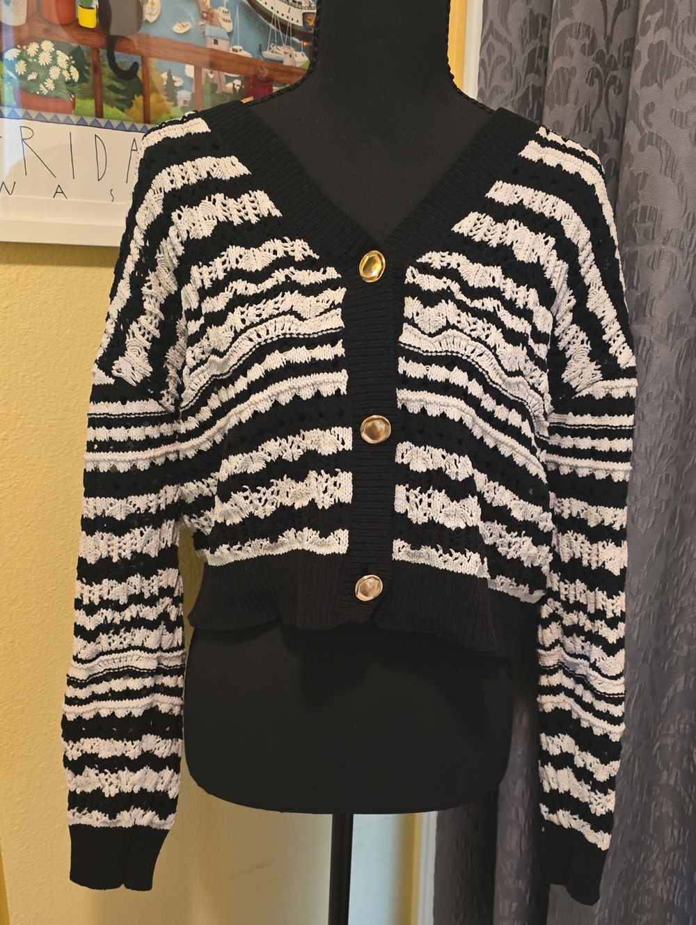 Laundry By Shelli Segal Black and White Striped V-Neck Cropped Cardigan